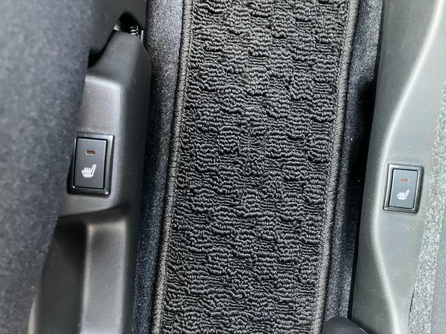 ソリオ ＨＹＢＲＩＤ　ＭＺ　４ＷＤ　３型　全方位カメラ付９インチナビ　前後衝突被害軽減ブレーキ　後席両側電動スライドドア（16枚目）