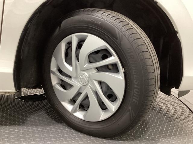 フリード+ G・ホンダセンシング 光触媒抗菌消臭施工済 衝突軽減B DVD可 両側電動ドア Bモニター ECON シートヒータ LEDヘッドランプ ドラレコ 4WD オートクルーズコントロール スマキー 盗難防止装置 ナビTV ETC(24枚目)