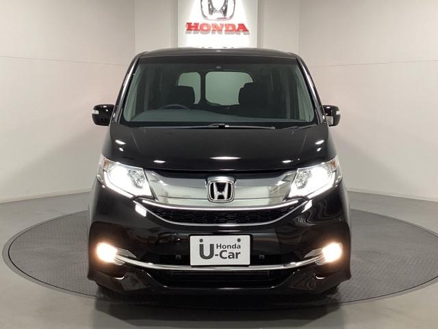 ステップワゴンスパーダ スパーダホンダセンシング　光触媒抗菌消臭施工済　盗難防止　助手席エアバッグ　Ｗパワスラ　リアオートエアコン　地デジ　サイドエアバッグ　ＬＥＤライト　横滑り防止システム　オートエアコン　リアカメラ　ナビ＆ＴＶ　三列シート　スマ鍵（2枚目）
