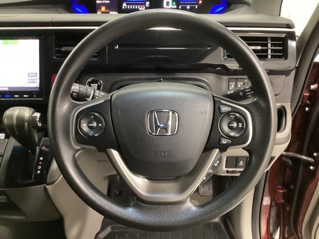 ステップワゴン Gホンダセンシング 光触媒抗菌消臭施工済 3列シート スマートキー&プッシュスタート フルセグTV 衝突被害軽減システム オートクルーズコントロール DVD アイドリングストップ 横滑り防止装置 エアバッグ ナビTV(12枚目)