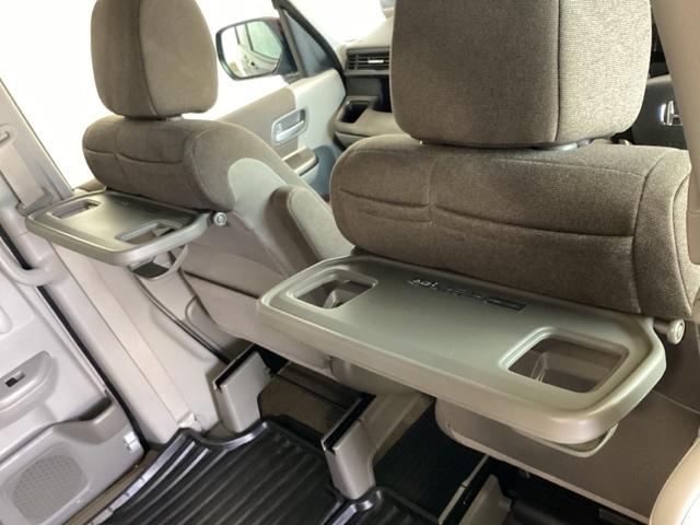 ステップワゴン Gホンダセンシング 光触媒抗菌消臭施工済 3列シート スマートキー&プッシュスタート フルセグTV 衝突被害軽減システム オートクルーズコントロール DVD アイドリングストップ 横滑り防止装置 エアバッグ ナビTV(19枚目)