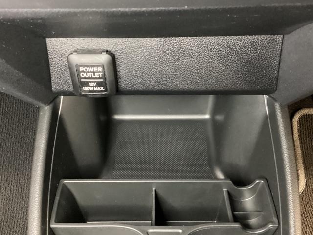 フィット ＲＳ　オーディオレス仕様車　光触媒抗菌消臭施工済　運転席エアバック　キ－レス　ＥＳＣ　セキュリティアラーム　ＡＡＣ　ＰＷ　ＡＢＳ　パワーステ　両席エアバック（12枚目）