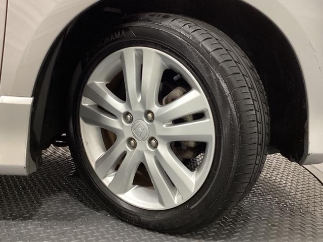 フィット ＲＳ　オーディオレス仕様車　光触媒抗菌消臭施工済　運転席エアバック　キ－レス　ＥＳＣ　セキュリティアラーム　ＡＡＣ　ＰＷ　ＡＢＳ　パワーステ　両席エアバック（18枚目）