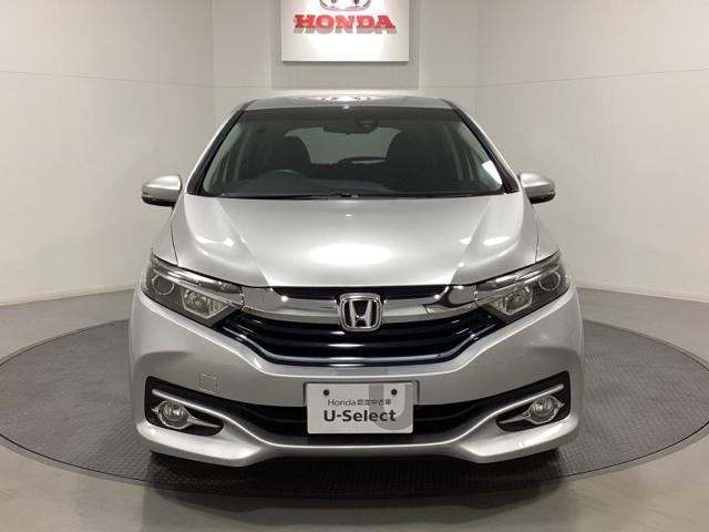 シャトル ハイブリッド 光触媒抗菌消臭施工済 地デジTV 運転席助手席エアバック AAC Bモニター 4WD スマートキー ESC ABS キーレスエントリー 盗難防止システム エアバッグ パワーステアリング DVD再生(2枚目)