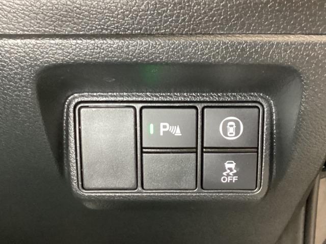 インサイト EX・ブラックスタイル リモコンエンジンスターター付 ドライブレコーダー前後装備車 光触媒抗菌消臭施工済 AAC クルーズコントロール キーレス LEDライト Pセンサー サイドエアバッグ フロントカメラ VSA エアバッグ(14枚目)