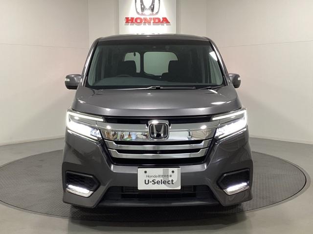 ステップワゴンスパーダ スパーダホンダセンシング　光触媒抗菌消臭施工済　盗難防止　助手席エアバッグ　フロントカメラ　Ｗパワスラ　リアオートエアコン　地デジ　サイドエアバッグ　ＬＥＤライト　横滑り防止システム　オートエアコン　リアカメラ　ＵＳＢ　スマ鍵（2枚目）