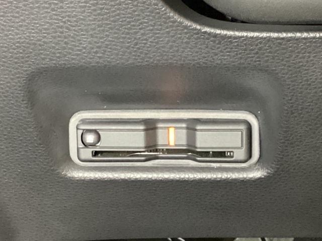 フィット e:HEVクロスター ドライブレコーダー前後装備車 光触媒抗菌消臭施工済 衝突回避システム フルオートエアコン 前後センサー LEDランプ エアバッグ サイドエアバック 地デジ オートクルーズコントロール VSA ETC(15枚目)