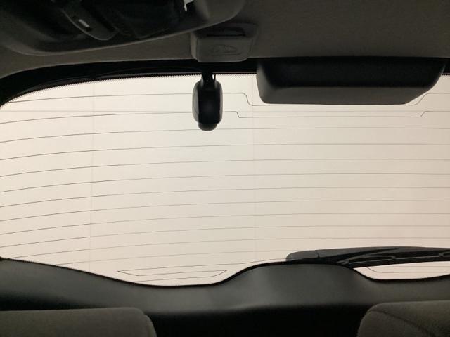 フィット e:HEVクロスター ドライブレコーダー前後装備車 光触媒抗菌消臭施工済 衝突回避システム フルオートエアコン 前後センサー LEDランプ エアバッグ サイドエアバック 地デジ オートクルーズコントロール VSA ETC(17枚目)