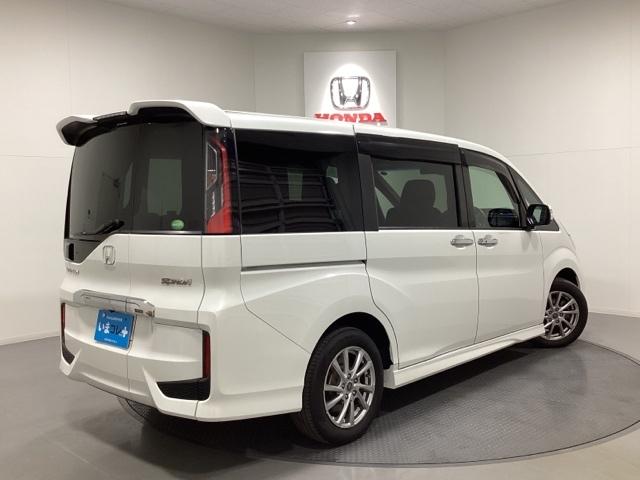 ステップワゴンスパーダ スパーダアドバンスパッケージβ いまコレ+新品・フロアカーペットマット付 光触媒抗菌消臭施工済 クルーズコントロール スマートキー ETC車載器付 4WD オートエアコン ターボ 両側パワースライドドア DVD再生 バックカメラ(5枚目)