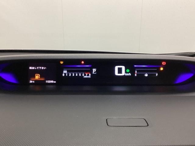 ステップワゴンスパーダ スパーダアドバンスパッケージβ いまコレ+新品・フロアカーペットマット付 光触媒抗菌消臭施工済 クルーズコントロール スマートキー ETC車載器付 4WD オートエアコン ターボ 両側パワースライドドア DVD再生 バックカメラ(13枚目)