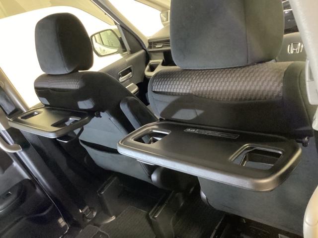 ステップワゴンスパーダ スパーダアドバンスパッケージβ いまコレ+新品・フロアカーペットマット付 光触媒抗菌消臭施工済 クルーズコントロール スマートキー ETC車載器付 4WD オートエアコン ターボ 両側パワースライドドア DVD再生 バックカメラ(23枚目)