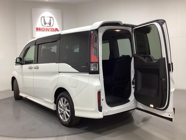 ステップワゴンスパーダ スパーダアドバンスパッケージβ いまコレ+新品・フロアカーペットマット付 光触媒抗菌消臭施工済 クルーズコントロール スマートキー ETC車載器付 4WD オートエアコン ターボ 両側パワースライドドア DVD再生 バックカメラ(27枚目)