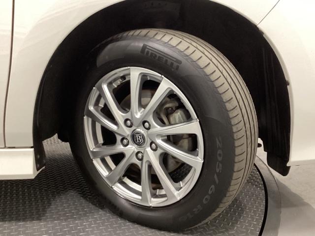 ステップワゴンスパーダ スパーダアドバンスパッケージβ いまコレ+新品・フロアカーペットマット付 光触媒抗菌消臭施工済 クルーズコントロール スマートキー ETC車載器付 4WD オートエアコン ターボ 両側パワースライドドア DVD再生 バックカメラ(29枚目)