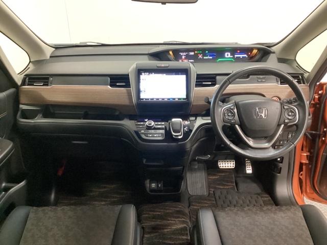 フリードハイブリッド ハイブリッド・クロスターホンダセンシング 光触媒抗菌消臭施工済 両側Pスライドドア USB オートクルーズコントロール DVD再生可能 LEDライト ABS 盗難防止 シ-トヒ-タ- スマ-トキ- VSA ウォークスルー フルセグ エアバッグ(5枚目)