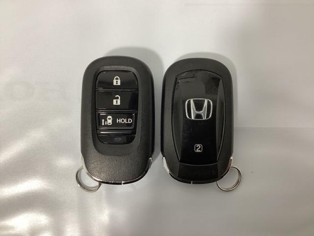 Ｎ－ＢＯＸカスタム ベースグレード　中古スタッドレスタイヤ、純正メモリーナビ、ドライブレコーダー前後装着＋ＥＴＣ付　当社デモカー　ＵＳＢ接続　ＣＭＢＳ　Ｄレコ　１オーナー　ベンチシート　オートエアコン　スマートキ　ＬＥＤ　盗難防止装置（16枚目）