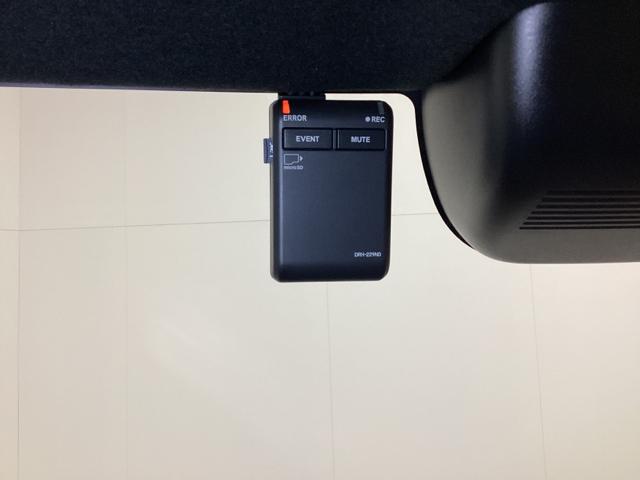 Ｎ－ＢＯＸカスタム ベースグレード　中古スタッドレスタイヤ、純正メモリーナビ、ドライブレコーダー前後装着＋ＥＴＣ付　当社デモカー　ＵＳＢ接続　ＣＭＢＳ　Ｄレコ　１オーナー　ベンチシート　オートエアコン　スマートキ　ＬＥＤ　盗難防止装置（20枚目）