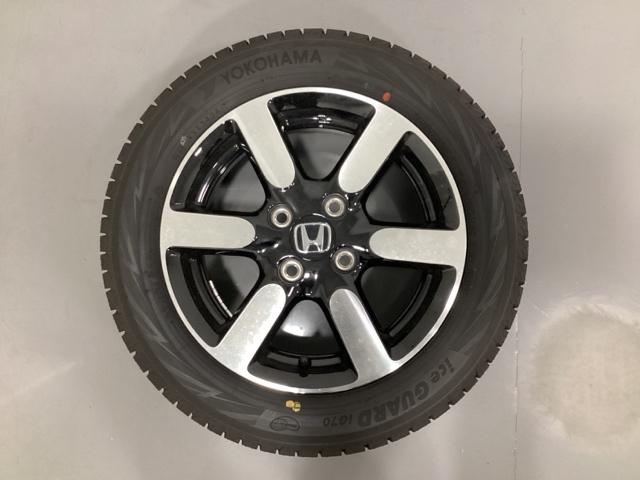 Ｎ－ＯＮＥ プレミアム　中古スタッドレスタイヤ、純正メモリーナビ、ドライブレコーダー前後装着＋ＥＴＣ付　当社デモカー　ＵＳＢポート　ワンオーナー車　衝突軽減　ＤＶＤ再生　ＥＳＣ　コーナーセンサー　ＬＥＤ　シ－トヒ－タ－（3枚目）