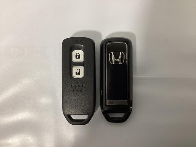 Ｎ－ＯＮＥ プレミアム　中古スタッドレスタイヤ、純正メモリーナビ、ドライブレコーダー前後装着＋ＥＴＣ付　当社デモカー　ＵＳＢポート　ワンオーナー車　衝突軽減　ＤＶＤ再生　ＥＳＣ　コーナーセンサー　ＬＥＤ　シ－トヒ－タ－（15枚目）