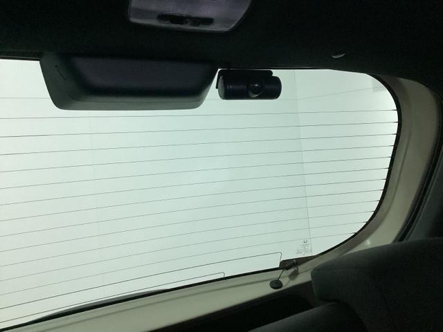 Ｎ－ＯＮＥ プレミアム　中古スタッドレスタイヤ、純正メモリーナビ、ドライブレコーダー前後装着＋ＥＴＣ付　当社デモカー　ＵＳＢポート　ワンオーナー車　衝突軽減　ＤＶＤ再生　ＥＳＣ　コーナーセンサー　ＬＥＤ　シ－トヒ－タ－（19枚目）