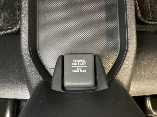 Ｎ－ＯＮＥ プレミアム　中古スタッドレスタイヤ、純正メモリーナビ、ドライブレコーダー前後装着＋ＥＴＣ付　当社デモカー　ＵＳＢポート　ワンオーナー車　衝突軽減　ＤＶＤ再生　ＥＳＣ　コーナーセンサー　ＬＥＤ　シ－トヒ－タ－（20枚目）