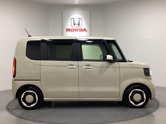 Ｎ－ＢＯＸ ファッションスタイル　中古スタッドレスタイヤ、純正メモリーナビ、ドライブレコーダー前後装着＋ＥＴＣ付　当社デモカー　ソナー　盗難防止装置　スマートキ　ＵＳＢポート　ＬＥＤランプ　バックモニター　１オーナー　クルコン　ＶＳＡ（6枚目）