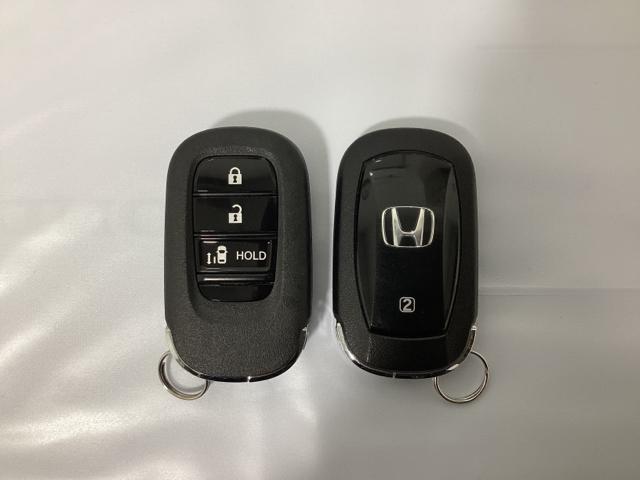 Ｎ－ＢＯＸ ファッションスタイル　中古スタッドレスタイヤ、純正メモリーナビ、ドライブレコーダー前後装着＋ＥＴＣ付　当社デモカー　ソナー　盗難防止装置　スマートキ　ＵＳＢポート　ＬＥＤランプ　バックモニター　１オーナー　クルコン　ＶＳＡ（16枚目）