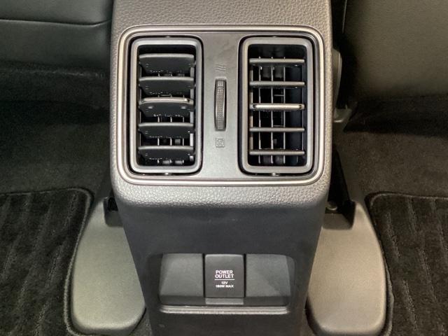 WR-V Z+ 中古スタッドレスタイヤ、純正メモリーナビ、ドライブレコーダー前後装着+ETC付 当社デモカー クリソナ 追突軽減ブレーキ フルセグテレビ サイドエアバッグ USB 盗難防止システム 運転席エアバッグ(24枚目)