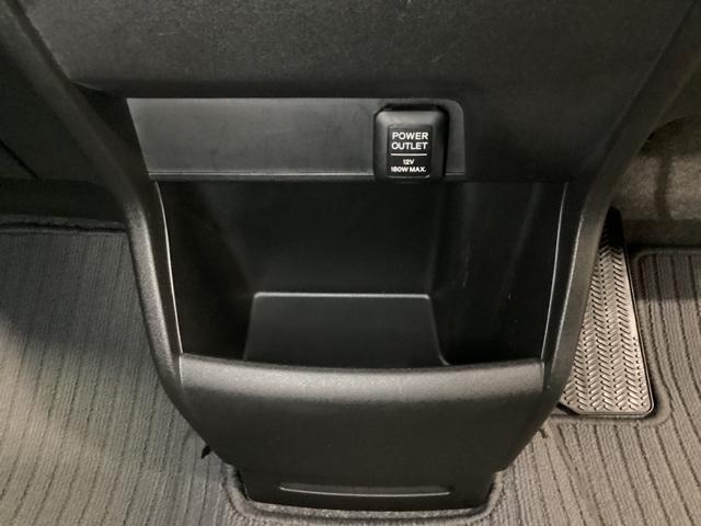 フリード Ｇジャストセレクション　光触媒抗菌消臭施工済　Ｂモニター　スマトキー　助手席エアバッグ　ＡＵＴＯエアコン　１セグ　パワステ　ナビＴＶ　両側スライド片側電動　ＥＴＣ　イモビ　運転席エアバッグ　ＰＷ　ＡＢＳ　ＤＶＤ再生　キ－レス（16枚目）