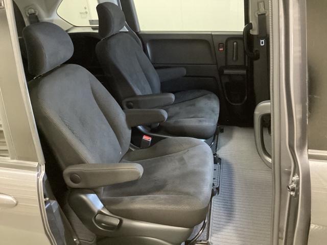 フリード Ｇジャストセレクション　光触媒抗菌消臭施工済　Ｂモニター　スマトキー　助手席エアバッグ　ＡＵＴＯエアコン　１セグ　パワステ　ナビＴＶ　両側スライド片側電動　ＥＴＣ　イモビ　運転席エアバッグ　ＰＷ　ＡＢＳ　ＤＶＤ再生　キ－レス（18枚目）