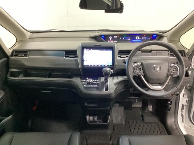 フリード Ｇ・ホンダセンシング　光触媒抗菌消臭施工済　Ｆセグ　追突被害軽減ブレーキ　ｉストップ　Ｗエアバッグ　パワーウィンドウ　アクティブクルーズコントロール　スマートキ　カラーバックモニター　ＶＳＡ　エアコン　セキュリティアラーム（5枚目）