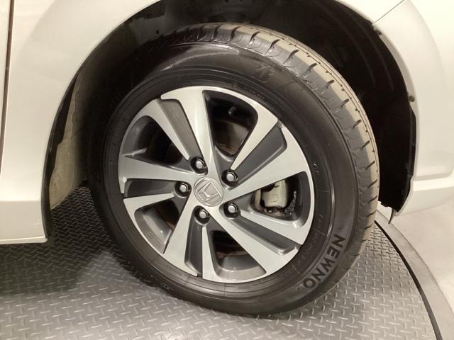 フリード Ｇ・ホンダセンシング　光触媒抗菌消臭施工済　Ｆセグ　追突被害軽減ブレーキ　ｉストップ　Ｗエアバッグ　パワーウィンドウ　アクティブクルーズコントロール　スマートキ　カラーバックモニター　ＶＳＡ　エアコン　セキュリティアラーム（24枚目）