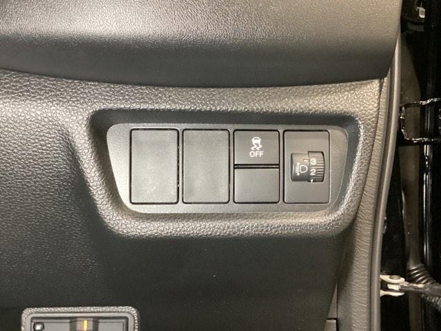 ＷＲ－Ｖ Ｚ　中古スタッドレスタイヤ、純正メモリーナビ、ドライブレコーダー前後装着＋ＥＴＣ付　当社デモカー　ソナー　盗難防止装置　誤発進抑制　Ｒカメラ　ワンオーナー　ＵＳＢ　ＥＳＣ　ＬＥＤライト　ＡＢＳ　ドラレコ（17枚目）