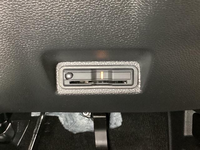 ＷＲ－Ｖ Ｚ　中古スタッドレスタイヤ、純正メモリーナビ、ドライブレコーダー前後装着＋ＥＴＣ付　当社デモカー　ソナー　盗難防止装置　誤発進抑制　Ｒカメラ　ワンオーナー　ＵＳＢ　ＥＳＣ　ＬＥＤライト　ＡＢＳ　ドラレコ（18枚目）