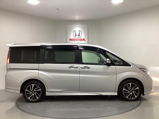 ステップワゴンスパーダ スパーダ・クールスピリットホンダセンシング　光触媒抗菌消臭施工済　サイドエアバック　スマートキ　左右電動スライドドア　バックモニタ　Ｗエアコン　地ＴＶ　ナビ＆ＴＶ　三列シート　助手席エアバッグ　ＡＡＣ　横滑り防止機能　ターボ車　シートヒータ（4枚目）