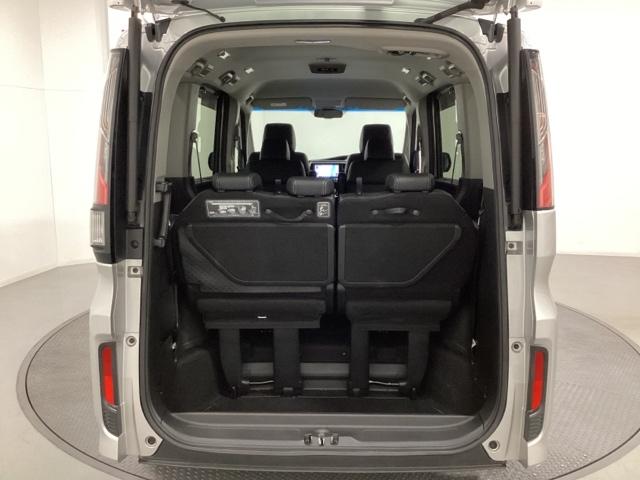 ステップワゴンスパーダ スパーダ・クールスピリットホンダセンシング　光触媒抗菌消臭施工済　サイドエアバック　スマートキ　左右電動スライドドア　バックモニタ　Ｗエアコン　地ＴＶ　ナビ＆ＴＶ　三列シート　助手席エアバッグ　ＡＡＣ　横滑り防止機能　ターボ車　シートヒータ（23枚目）