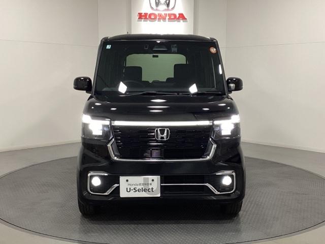 Ｎ－ＢＯＸカスタム ベースグレード　中古スタッドレスタイヤ、純正メモリーナビ、ドライブレコーダー前後装着＋ＥＴＣ付　当社デモカー　ＵＳＢ接続　ＣＭＢＳ　Ｄレコ　１オーナー　ベンチシート　オートエアコン　スマートキ　ＬＥＤ　盗難防止装置（4枚目）