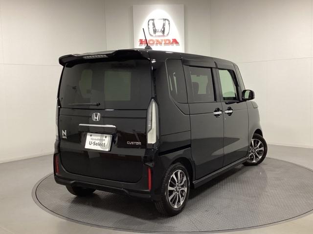 Ｎ－ＢＯＸカスタム ベースグレード　中古スタッドレスタイヤ、純正メモリーナビ、ドライブレコーダー前後装着＋ＥＴＣ付　当社デモカー　ＵＳＢ接続　ＣＭＢＳ　Ｄレコ　１オーナー　ベンチシート　オートエアコン　スマートキ　ＬＥＤ　盗難防止装置（5枚目）