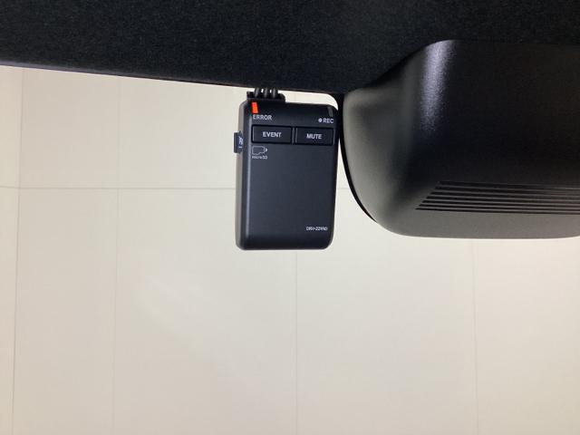 Ｎ－ＢＯＸカスタム ベースグレード　中古スタッドレスタイヤ、純正メモリーナビ、ドライブレコーダー前後装着＋ＥＴＣ付　当社デモカー　ＵＳＢ接続　ＣＭＢＳ　Ｄレコ　１オーナー　ベンチシート　オートエアコン　スマートキ　ＬＥＤ　盗難防止装置（20枚目）