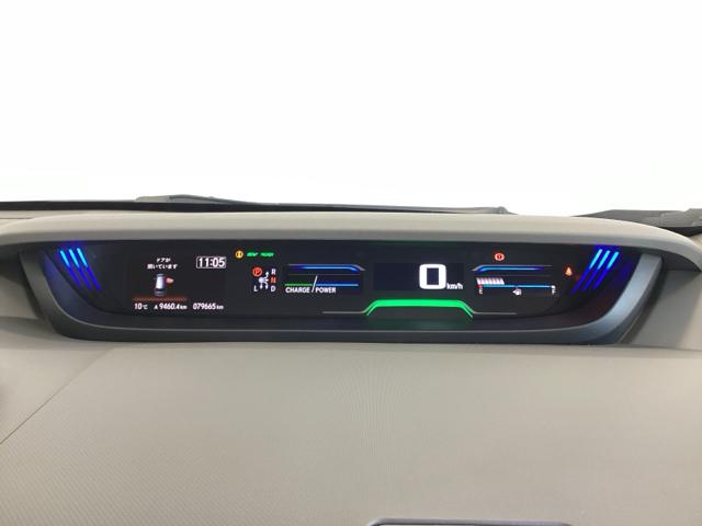 フリードハイブリッド ハイブリッド・Ｇホンダセンシング　６人乗り　ワンオーナー車　メモリーナビ　フルセグ　Ｂｌｕｅｔｏｏｔｈ　バックカメラ　ＥＴＣ　オートライト機能付ＬＥＤヘッドライト　シートヒーター　両側電動スライドドア　光触媒抗菌消臭施工済　スマキー（10枚目）