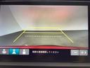 ｅ：ＨＥＶホーム　中古スタッドレスタイヤ、純正ナビディスプレー、ドライブレコーダー前後装着＋ＥＴＣ付　当社デモカー　前後誤発進抑制機能　クリソナ　助手席エアバッグ　運転席エアバッグ　１オナ　アイドリングストップ　ＡＢＳ（10枚目）