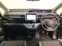 車内は光触媒抗菌消臭施工済です。インパネ周りはスタイリッシュなデザインで機能や装備も充実しています。グローブボックスやカップホルダーのほかにトレーなどたくさんの収納スペースが付いています。