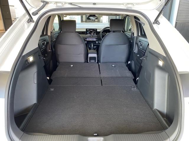 e:HEV X 4WD オートクルーズコントロール シートヒーター レーンアシスト LEDヘッドランプ ワンオーナー アイドリングストップ USB入力端子 横滑り防止 16インチアルミホイール 禁煙車(32枚目)