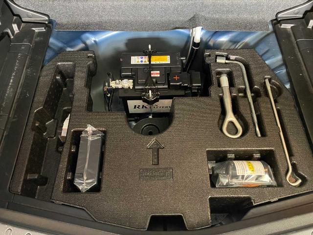 ノート ｅ－パワー　Ｘ　純正プロテクターエアロ・全周囲カメラ・純正ナビ（ＭＭ３１９Ｄ－Ｗ）・ＥＴＣ・禁煙車・ＵＳＢ・ＣＤ・ＤＶＤ・衝突被害軽減・クリアランスソナー・フロントフォグランプ（30枚目）