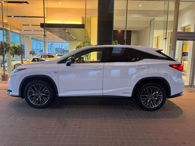 ＲＸ ＲＸ４５０ｈ　Ｆスポーツ　サンルーフ・前後ドラレコ・バックカメラ・黒革シート・純正１２．３インチナビ・ＥＴＣ２．０・Ｂｌｕｅｔｏｏｔｈ接続・アダプティブクルーズコントロール・電動リアゲート・スペアキー（13枚目）