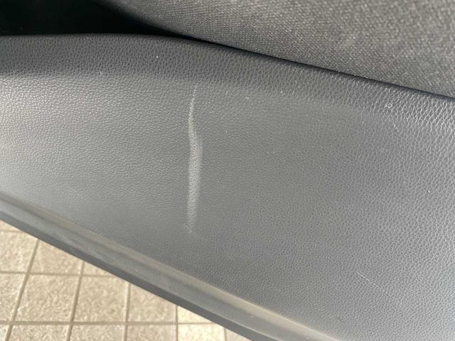 ヤリス Ｇ　純正８インチディスプレイオーディオ・全周囲カメラ・前方ドラレコ・ＥＴＣ・Ｂｌｕｅｔｏｏｔｈ接続・ＵＳＢ・トヨタセーフティセンス・スペアキー・オートライト・ブラインドスポットモニター（26枚目）