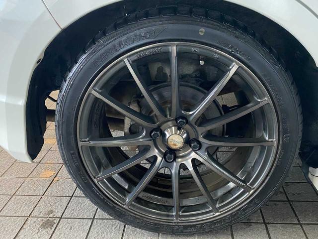 フィット ＲＳ　社外ナビ（ＡＶＮ７７０ＨＤｍｋＩＩ）・Ｂｌｕｅｔｏｏｔｈ・ＤＴＶ・ＥＴＣ・ＵＳＢ・フロントフォグランプ・オートライト・ＨＩＤヘッドライト・スマートキー・盗難防止装置・衝突安全ボディ（44枚目）