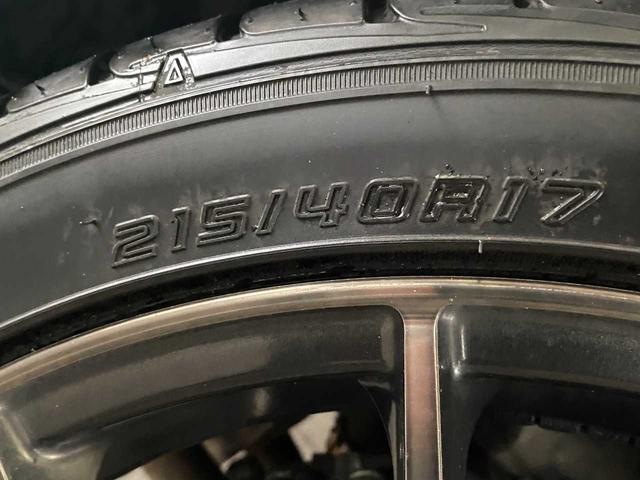 フィット ＲＳ　社外ナビ（ＡＶＮ７７０ＨＤｍｋＩＩ）・Ｂｌｕｅｔｏｏｔｈ・ＤＴＶ・ＥＴＣ・ＵＳＢ・フロントフォグランプ・オートライト・ＨＩＤヘッドライト・スマートキー・盗難防止装置・衝突安全ボディ（48枚目）