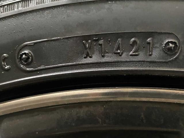 フィット ＲＳ　社外ナビ（ＡＶＮ７７０ＨＤｍｋＩＩ）・Ｂｌｕｅｔｏｏｔｈ・ＤＴＶ・ＥＴＣ・ＵＳＢ・フロントフォグランプ・オートライト・ＨＩＤヘッドライト・スマートキー・盗難防止装置・衝突安全ボディ（49枚目）