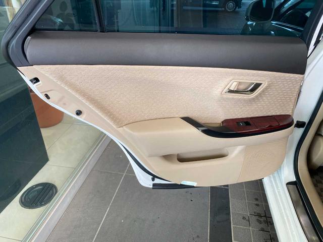 ������ȃh�A��