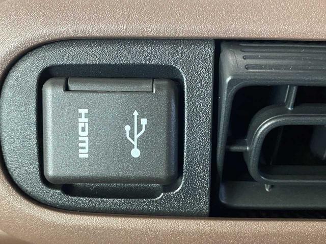 ムーヴキャンバス セオリーＧターボ　９インチスマホ連携ディスプレイオーディオ・置くだけ充電・バックモニター・ＨＤＭＩ接続・アダプティブクルーズコントロール・両側パワースライドドア・ＬＥＤヘッドライト・コーナーセンサー・禁煙車・保温カップ（8枚目）